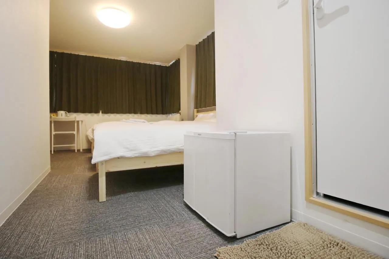 Uhome Shinokachimachi Apartment Tokyo