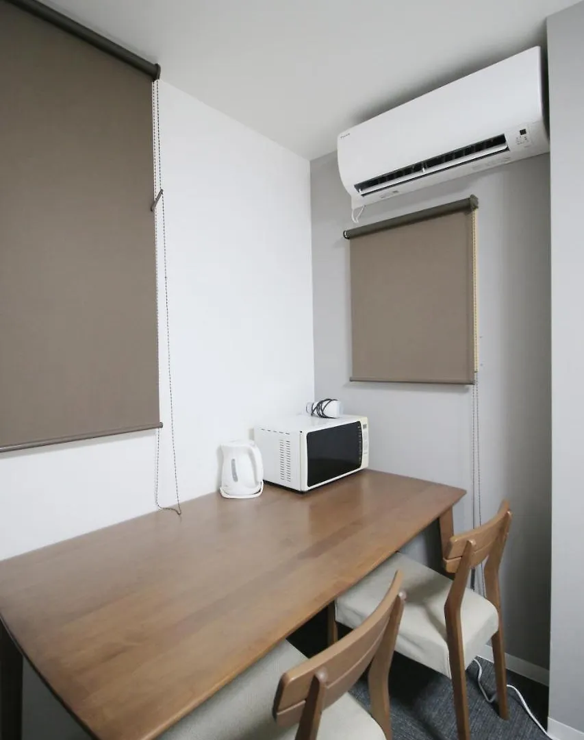 Uhome Shinokachimachi Apartment Tokyo