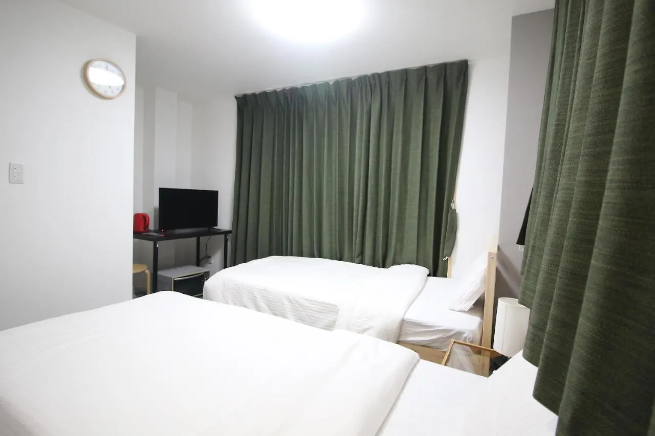 Uhome Shinokachimachi Apartment Tokyo