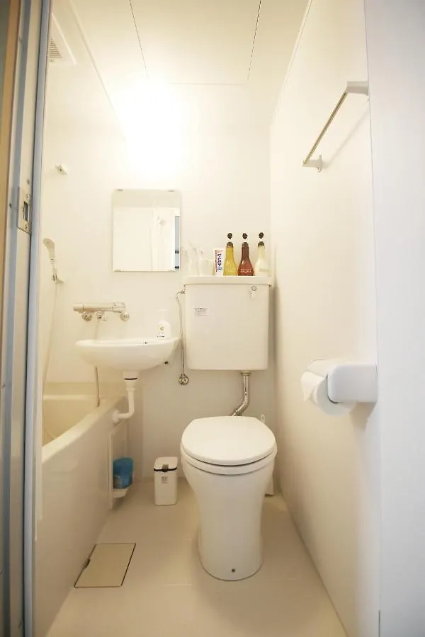 Uhome Shinokachimachi Apartment Tokyo 3*,  Japan